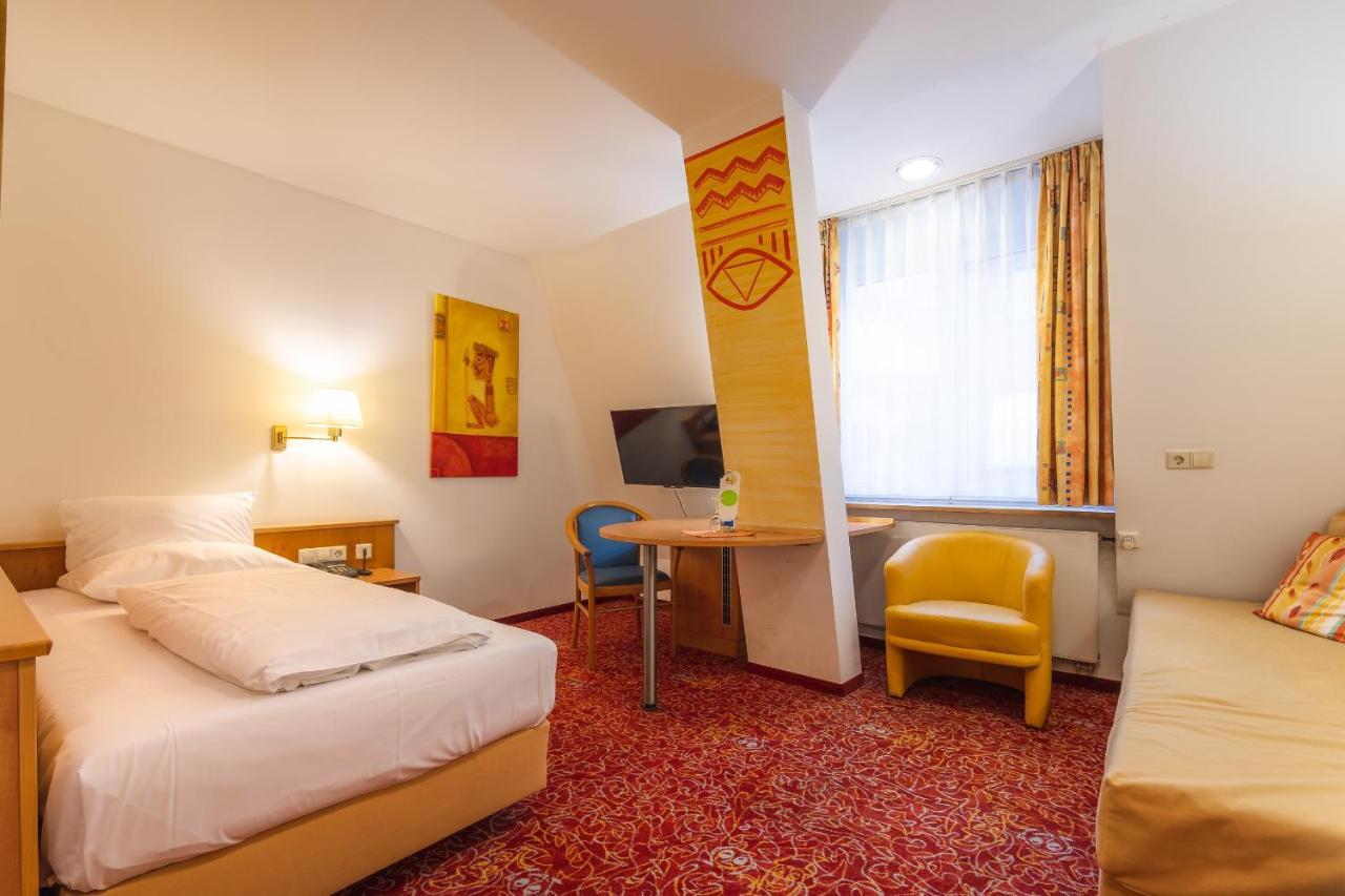 Allvitalis Traumhotel Karlsruhe Esterno foto