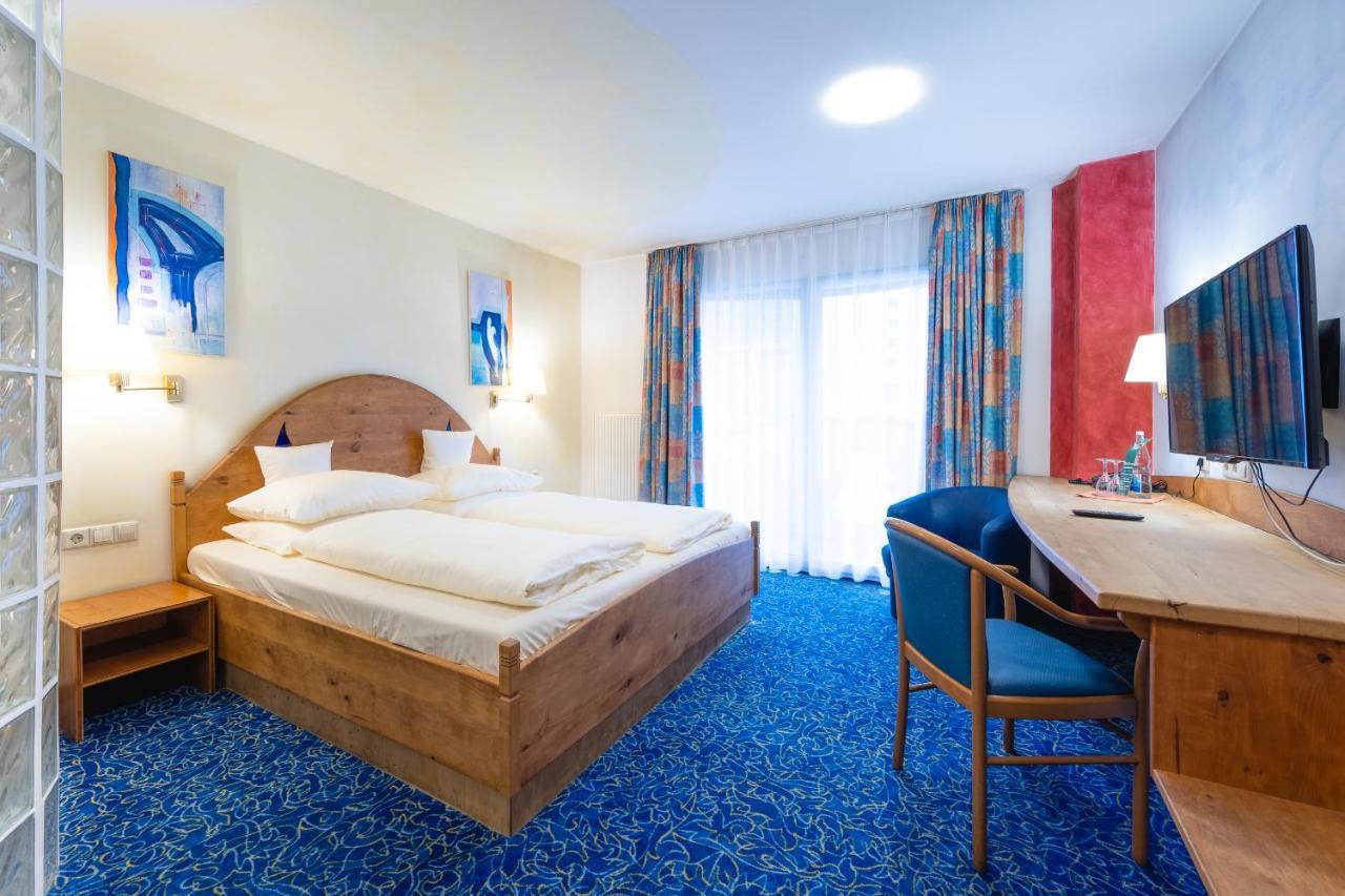 Allvitalis Traumhotel Karlsruhe Esterno foto
